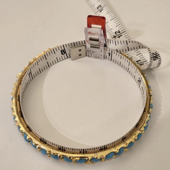 Kenneth Jay Lane Gold and Blue Bracelet - Picture 4 of 5